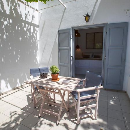 Studio Lefkes Kea Vourkari Luaran gambar